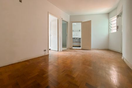 Apartamento à venda com 33m², 1 quarto e sem vagaSala