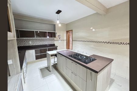 Casa para alugar com 266m², 4 quartos e 4 vagasCozinha