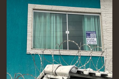 Casa para alugar com 266m², 4 quartos e 4 vagasFachada + Placa