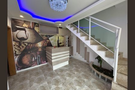 Casa para alugar com 266m², 4 quartos e 4 vagasSala 2