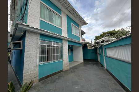 Casa para alugar com 266m², 4 quartos e 4 vagasFachada