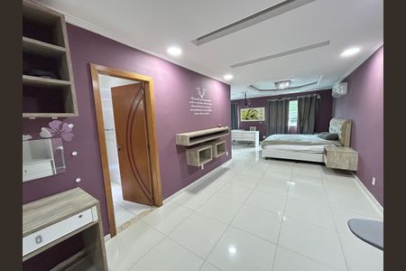 Casa para alugar com 266m², 4 quartos e 4 vagasSuíte