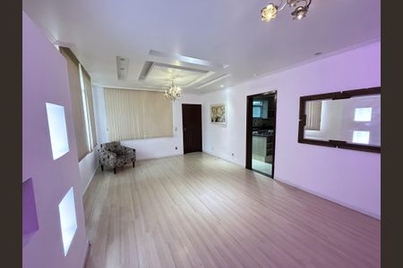 Sala de casa para alugar com 4 quartos, 266m² em Bento Ribeiro, Rio de Janeiro