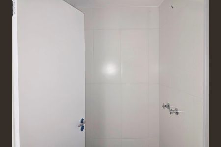 Apartamento à venda com 83m², 2 quartos e 2 vagas Apartamento à venda com 83m², 2 quartos e 2 vagasBanheiro Social