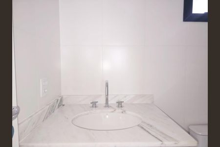 Apartamento à venda com 83m², 2 quartos e 2 vagas Apartamento à venda com 83m², 2 quartos e 2 vagasBanheiro da Suíte