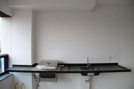 Apartamento à venda com 83m², 2 quartos e 2 vagasSala e cozinha integrada com varanda gourmet