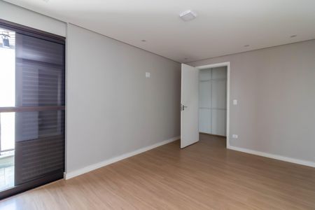 Apartamento à venda com 250m², 4 quartos e 4 vagasSuíte 3