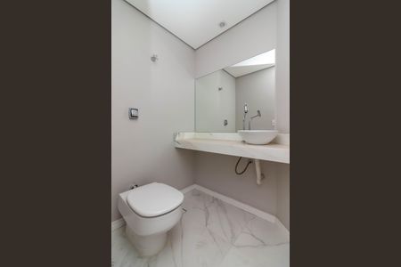 Apartamento à venda com 250m², 4 quartos e 4 vagasLavabo