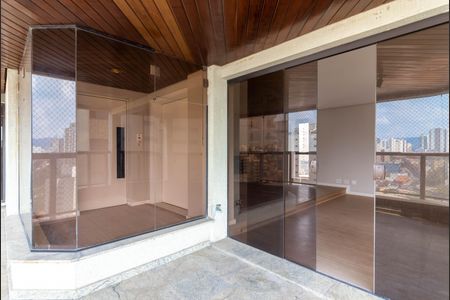 Apartamento à venda com 250m², 4 quartos e 4 vagasVaranda da Sala