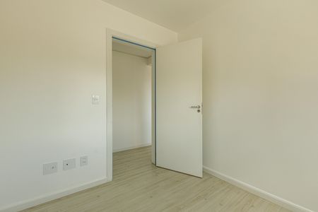 quarto 1 de apartamento para alugar com 1 quarto, 56m² em Santa Cecília, Porto Alegre