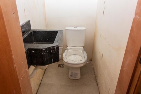 Casa à venda com 100m², 3 quartos e 2 vagasLavabo