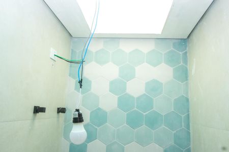 Casa à venda com 100m², 3 quartos e 2 vagas Casa à venda com 100m², 3 quartos e 2 vagasBanheiro