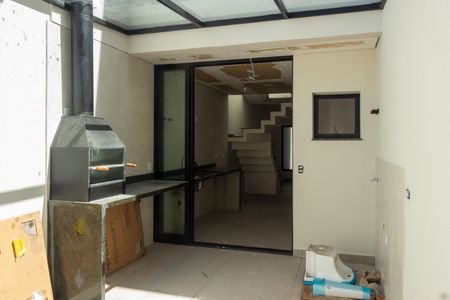 Casa à venda com 100m², 3 quartos e 2 vagas Casa à venda com 100m², 3 quartos e 2 vagasCozinha