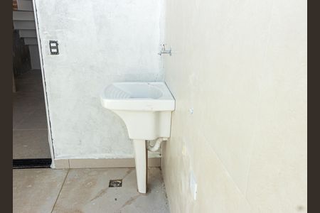 Casa à venda com 100m², 3 quartos e 2 vagas Casa à venda com 100m², 3 quartos e 2 vagasÁrea de Serviço