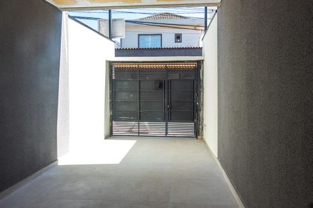 Casa à venda com 100m², 3 quartos e 2 vagas Casa à venda com 100m², 3 quartos e 2 vagasGaragem