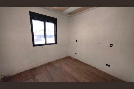 Casa à venda com 100m², 3 quartos e 2 vagas Casa à venda com 100m², 3 quartos e 2 vagasQuarto 1