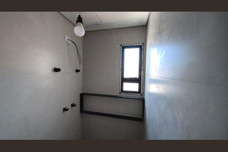 Casa à venda com 100m², 3 quartos e 2 vagas Casa à venda com 100m², 3 quartos e 2 vagasBanheiro da Suíte