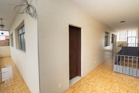 Casa à venda com 174m², 3 quartos e 2 vagasVarada Frontal