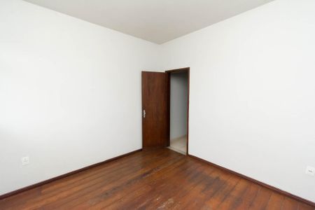 Sala de casa à venda com 3 quartos, 174m² em Eldorado, Contagem