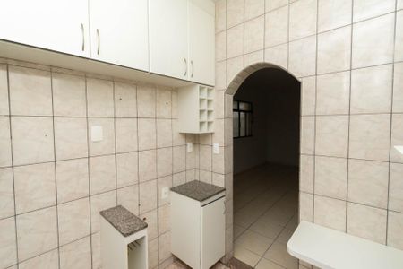 Casa à venda com 174m², 3 quartos e 2 vagasCozinha