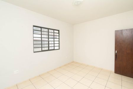 Casa à venda com 174m², 3 quartos e 2 vagasQuarto 3