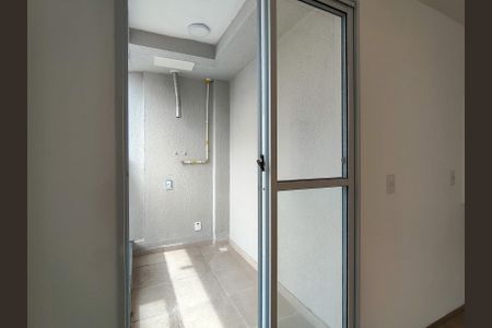 Apartamento para alugar com 33m², 1 quarto e 1 vaga Apartamento para alugar com 33m², 1 quarto e 1 vagaVaranda do Estúdio