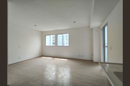 Apartamento para alugar com 33m², 1 quarto e 1 vaga Apartamento para alugar com 33m², 1 quarto e 1 vagaEstúdio
