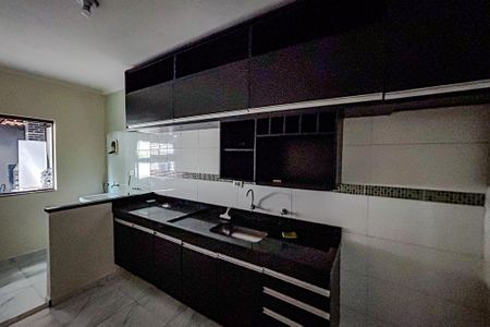 Casa para alugar com 75m², 2 quartos e 1 vagaCozinha
