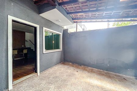 Casa para alugar com 75m², 2 quartos e 1 vagaGaragem