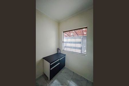 Casa para alugar com 75m², 2 quartos e 1 vagaÁrea de Serviço