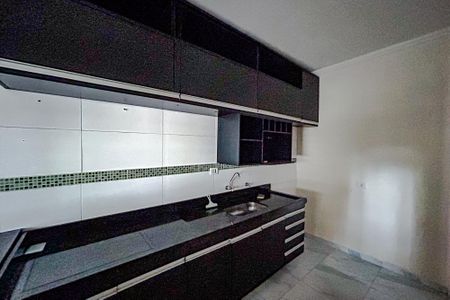 Casa para alugar com 75m², 2 quartos e 1 vagaCozinha