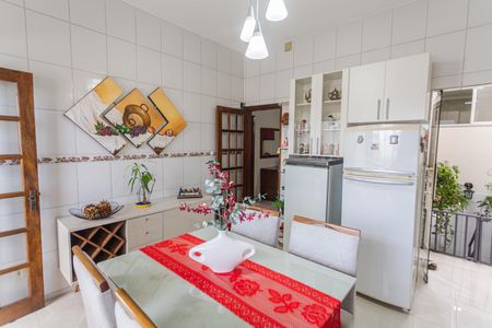 Casa à venda com 175m², 4 quartos e 3 vagasCozinha