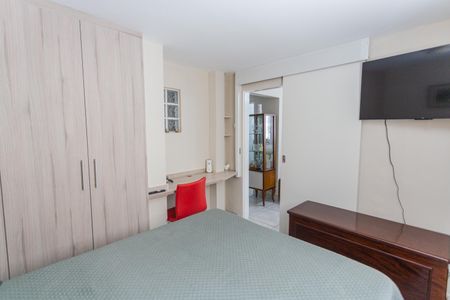 Casa à venda com 175m², 4 quartos e 3 vagasQuarto 1 da Casa 2