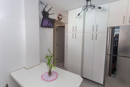 Casa à venda com 175m², 4 quartos e 3 vagasCozinha da Casa 2