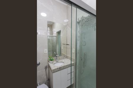 Casa à venda com 175m², 4 quartos e 3 vagasBanheiro da Suíte