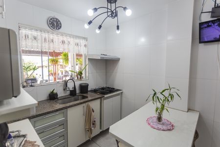 Casa à venda com 175m², 4 quartos e 3 vagasCozinha da Casa 2
