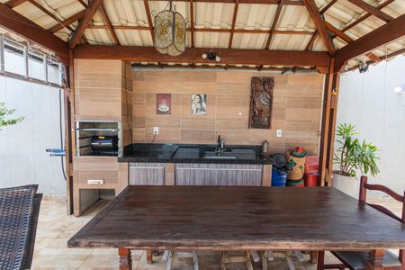 Casa à venda com 175m², 4 quartos e 3 vagasQuintal