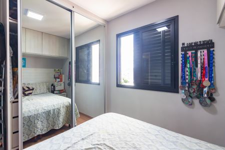 Apartamento à venda com 48m², 2 quartos e 2 vagasQuarto 2