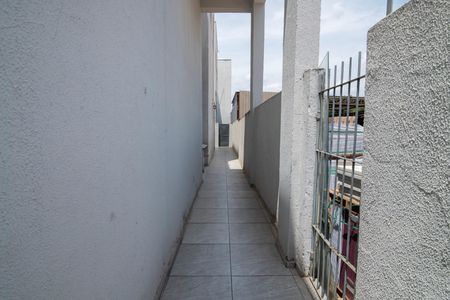 Apartamento para alugar com 86m², 2 quartos e sem vagaCorredor Lateral