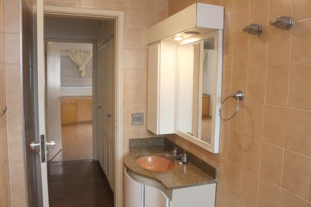 Apartamento à venda com 185m², 3 quartos e 2 vagasBanheiro 1