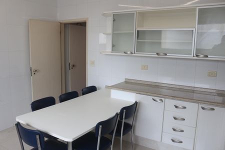 Apartamento à venda com 185m², 3 quartos e 2 vagasCozinha