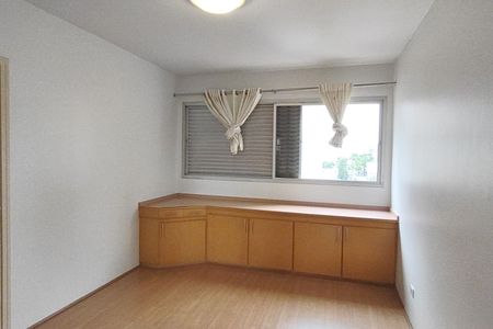 Apartamento à venda com 185m², 3 quartos e 2 vagasSuíte