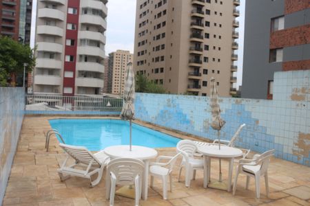 Apartamento à venda com 185m², 3 quartos e 2 vagasÁrea comum - Piscina