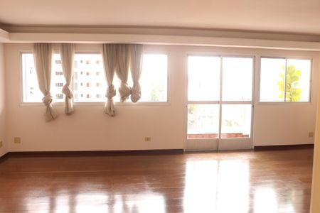 Apartamento à venda com 185m², 3 quartos e 2 vagasSala