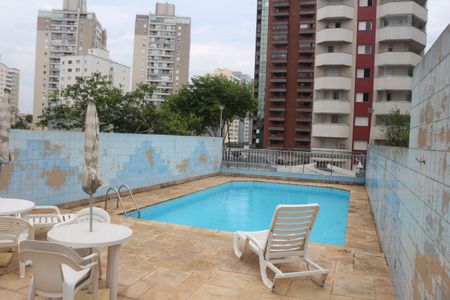 Apartamento à venda com 185m², 3 quartos e 2 vagasÁrea comum - Piscina