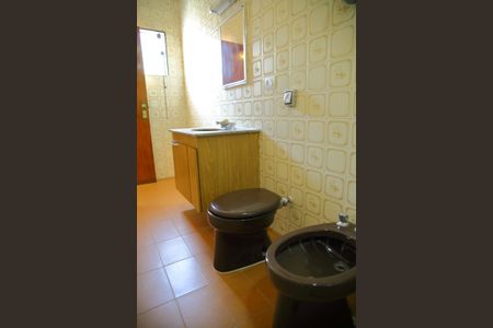 Casa para alugar com 280m², 4 quartos e 4 vagasBanheiro da Suíte 