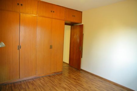 Casa para alugar com 280m², 4 quartos e 4 vagasSuíte 