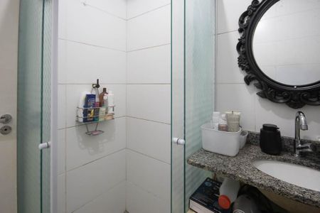 Apartamento à venda com 48m², 2 quartos e sem vaga Apartamento à venda com 48m², 2 quartos e sem vagaBanheiro