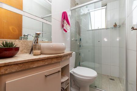 Apartamento à venda com 100m², 2 quartos e 2 vagasBanheiro Social