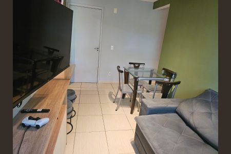Sala de apartamento para alugar com 2 quartos, 54m² em Jardim California, Jacareí